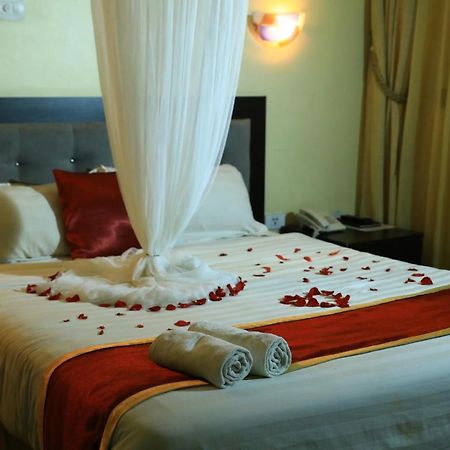 Lakemark Hotel And Tour Service Bahir Dar Exterior foto