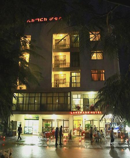Lakemark Hotel And Tour Service Bahir Dar Exterior foto