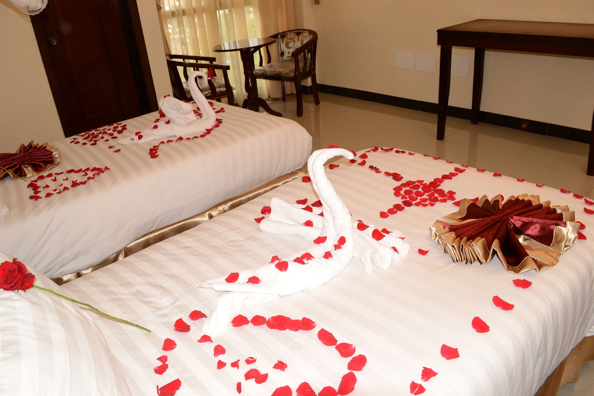 Lakemark Hotel And Tour Service Bahir Dar Exterior foto